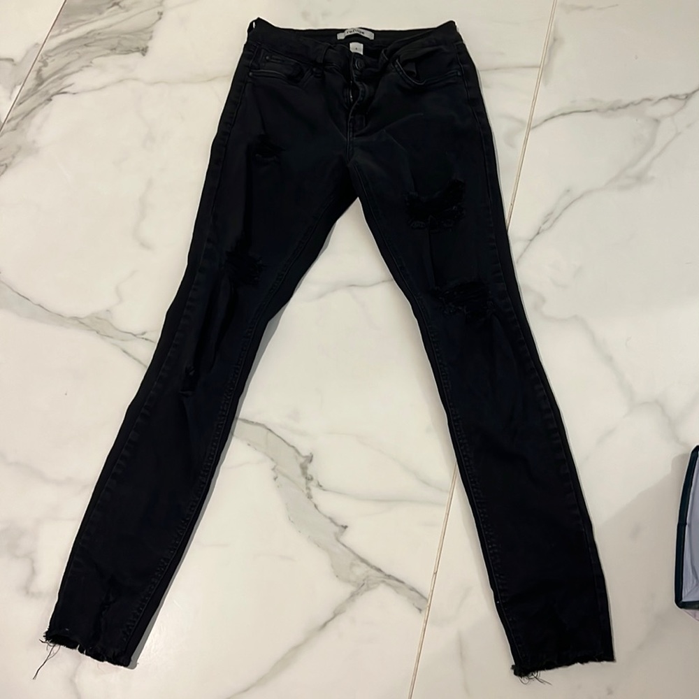 Skinny rip jeans for women